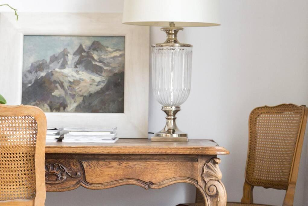 Beautiful First Floor In Central Londra