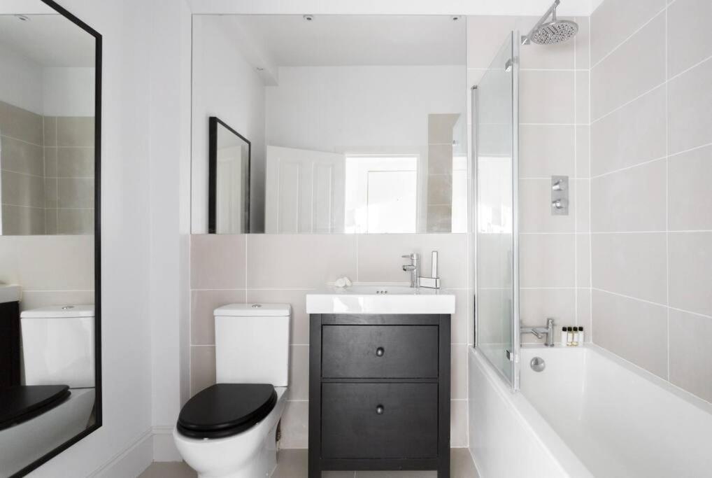 Appartamento Beautiful First Floor In Central Londra
